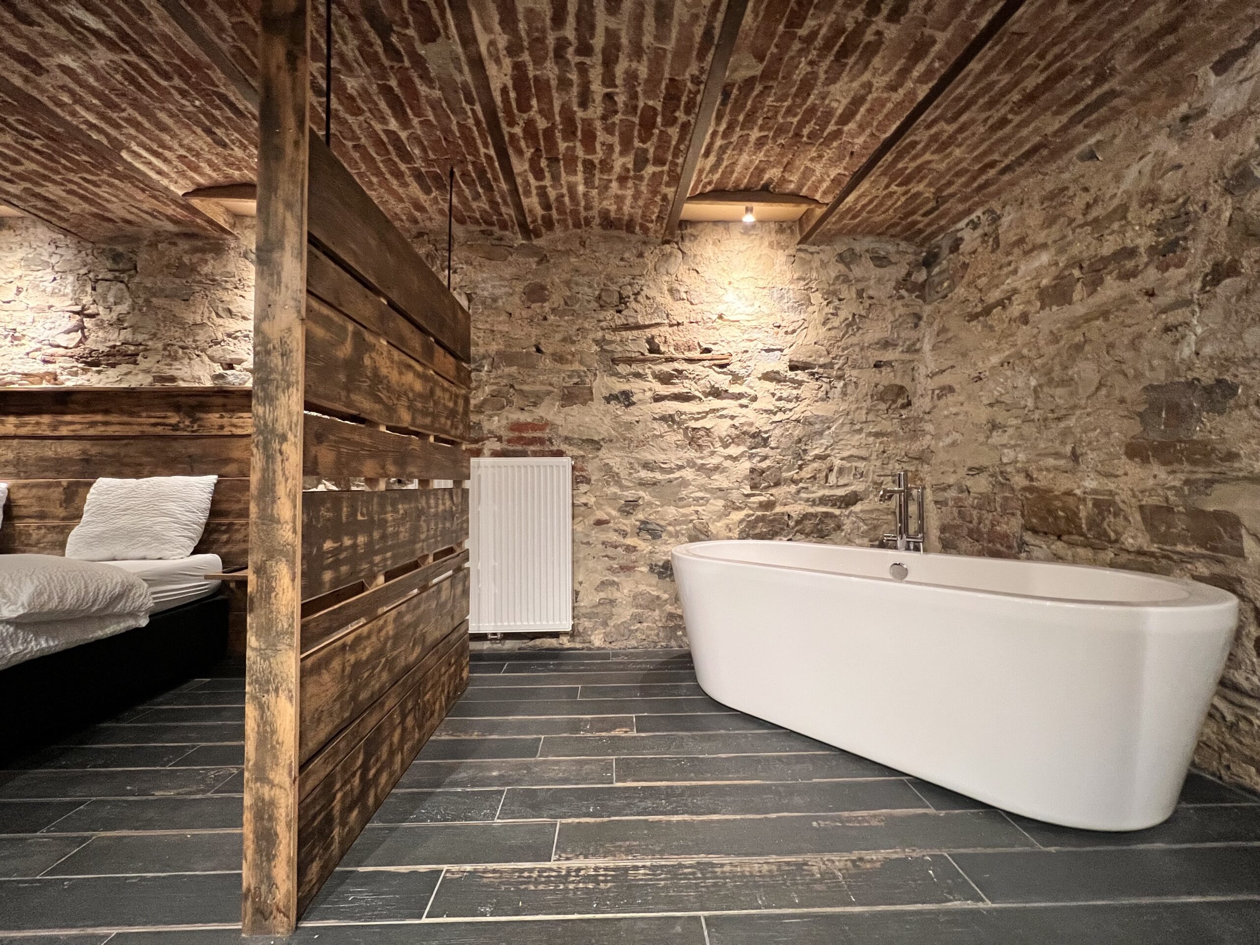 A27 ARCHITECTE R2NOVATION transformation régularisation infraction spa pierre bois patrimoine loft 4